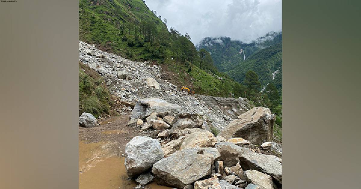 Uttarakhand: Yamunotri National Highway blocked due to falling debris